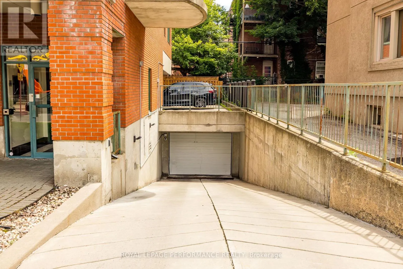 503 - 344 WAVERLEY STREET