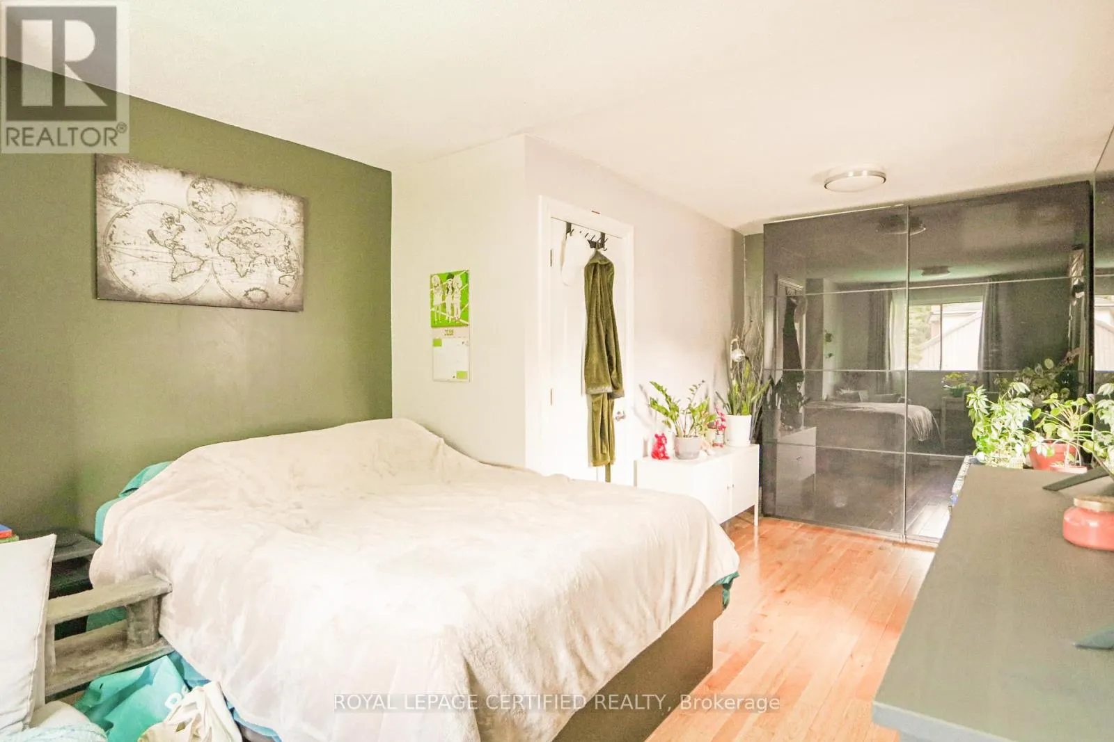451 LAMPMAN PLACE