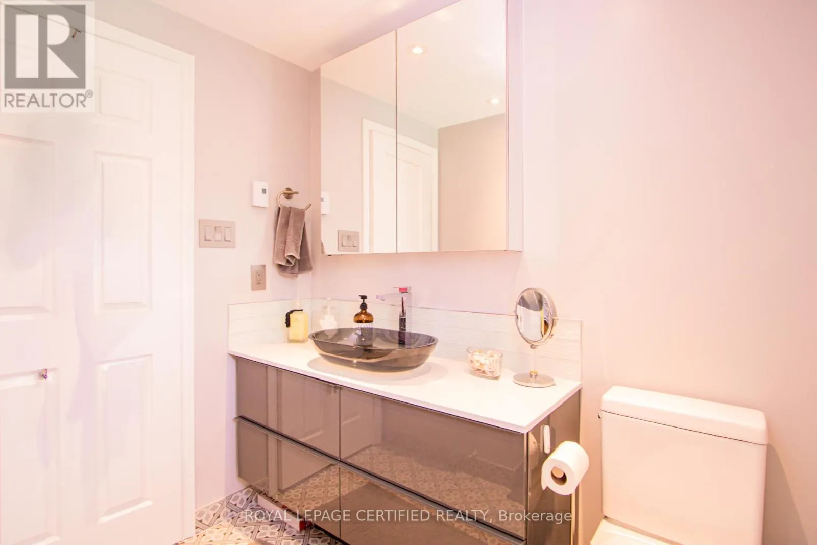 451 LAMPMAN PLACE