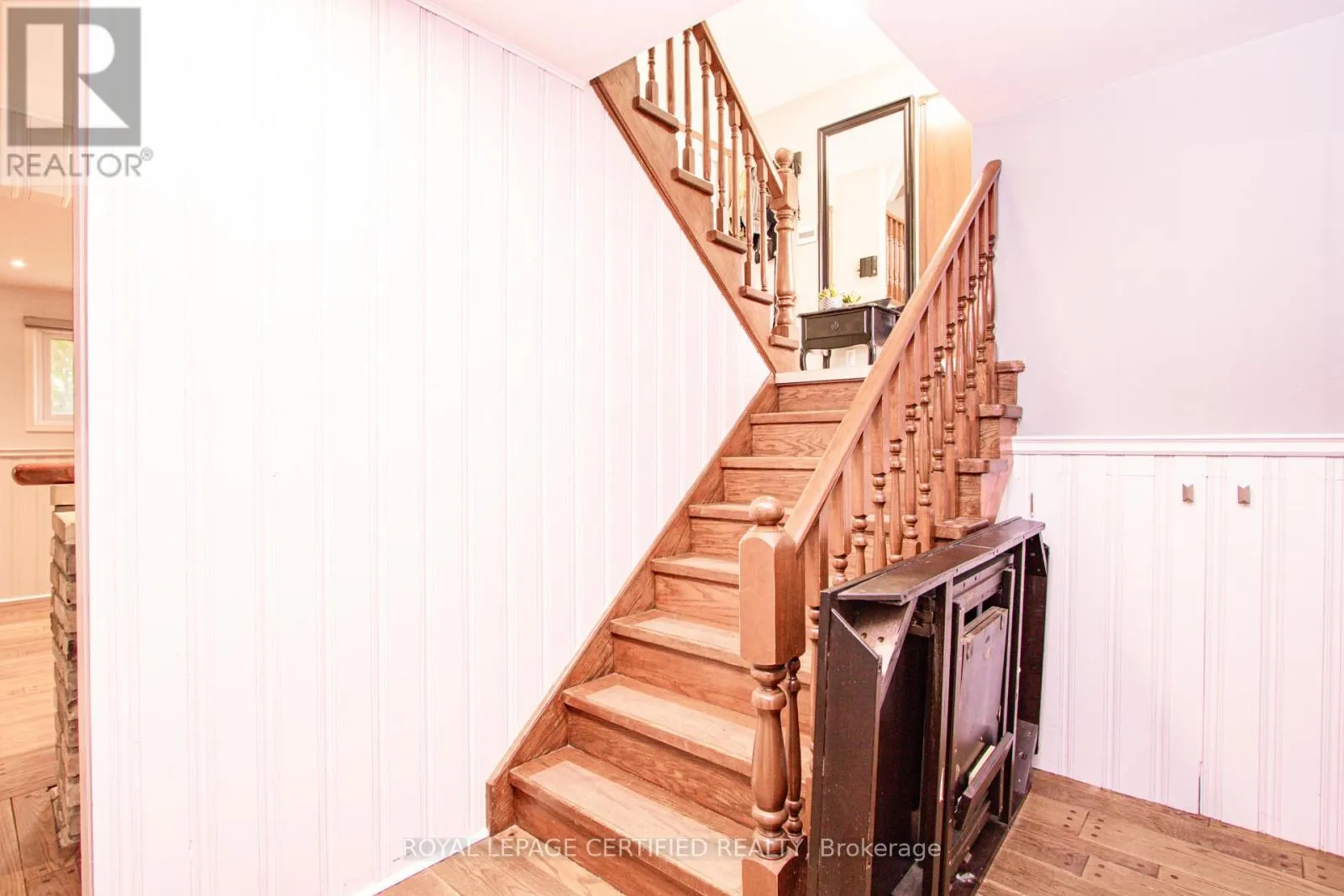 451 LAMPMAN PLACE
