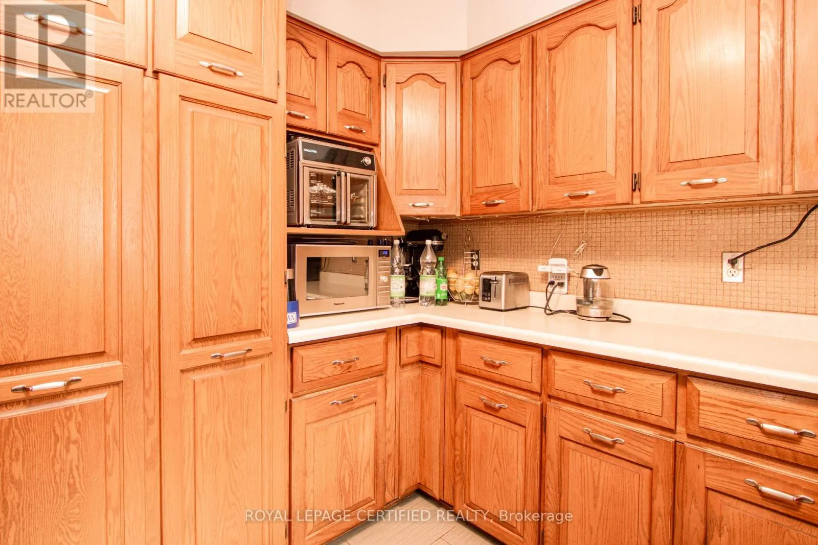 451 LAMPMAN PLACE