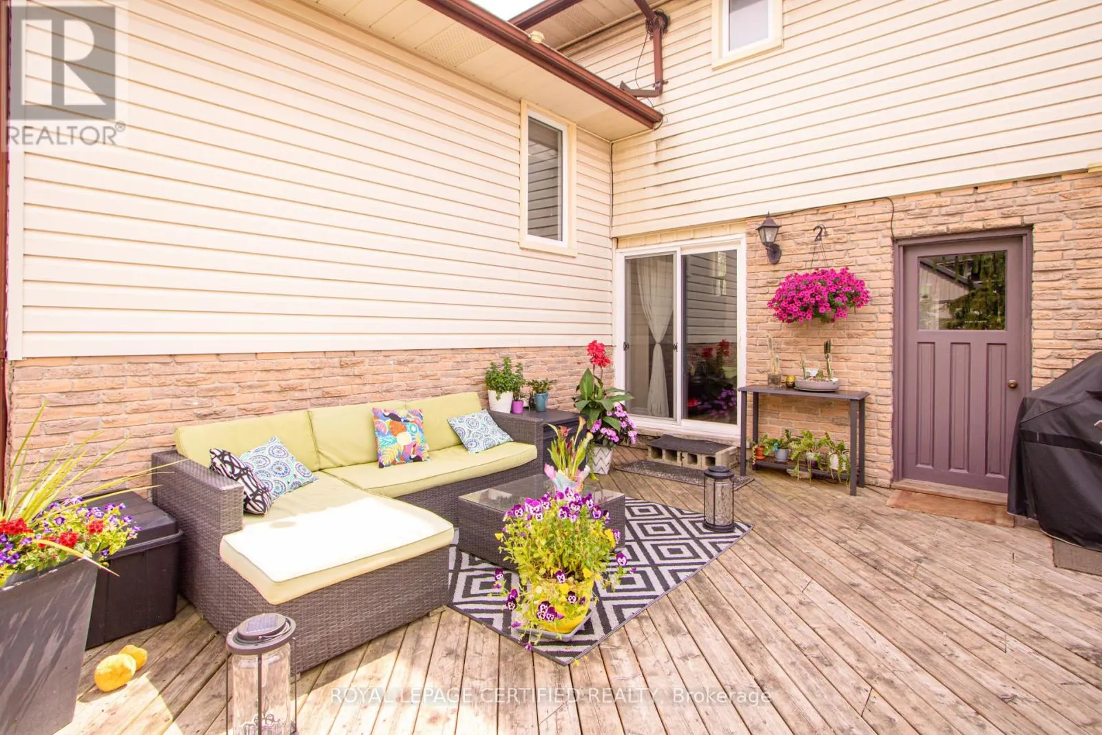 451 LAMPMAN PLACE