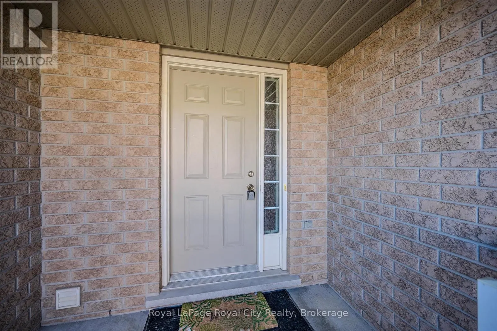 4 - 361 ARKELL ROAD, #4
