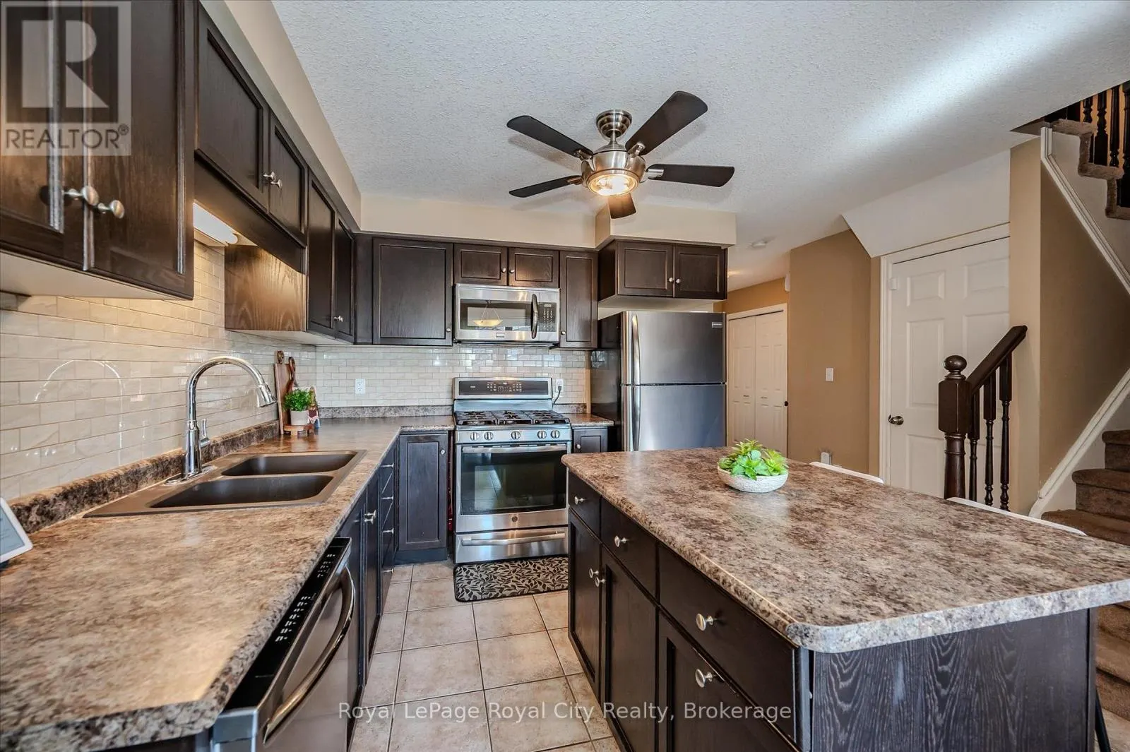 4 - 361 ARKELL ROAD, #4