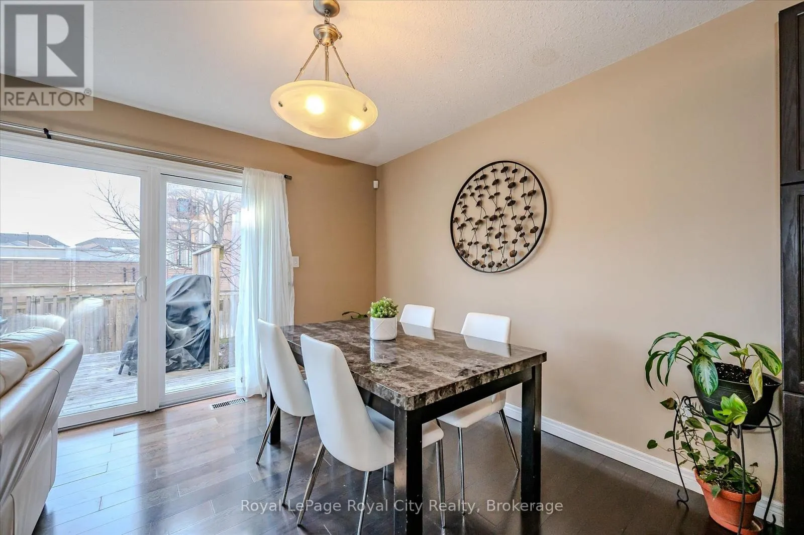 4 - 361 ARKELL ROAD, #4