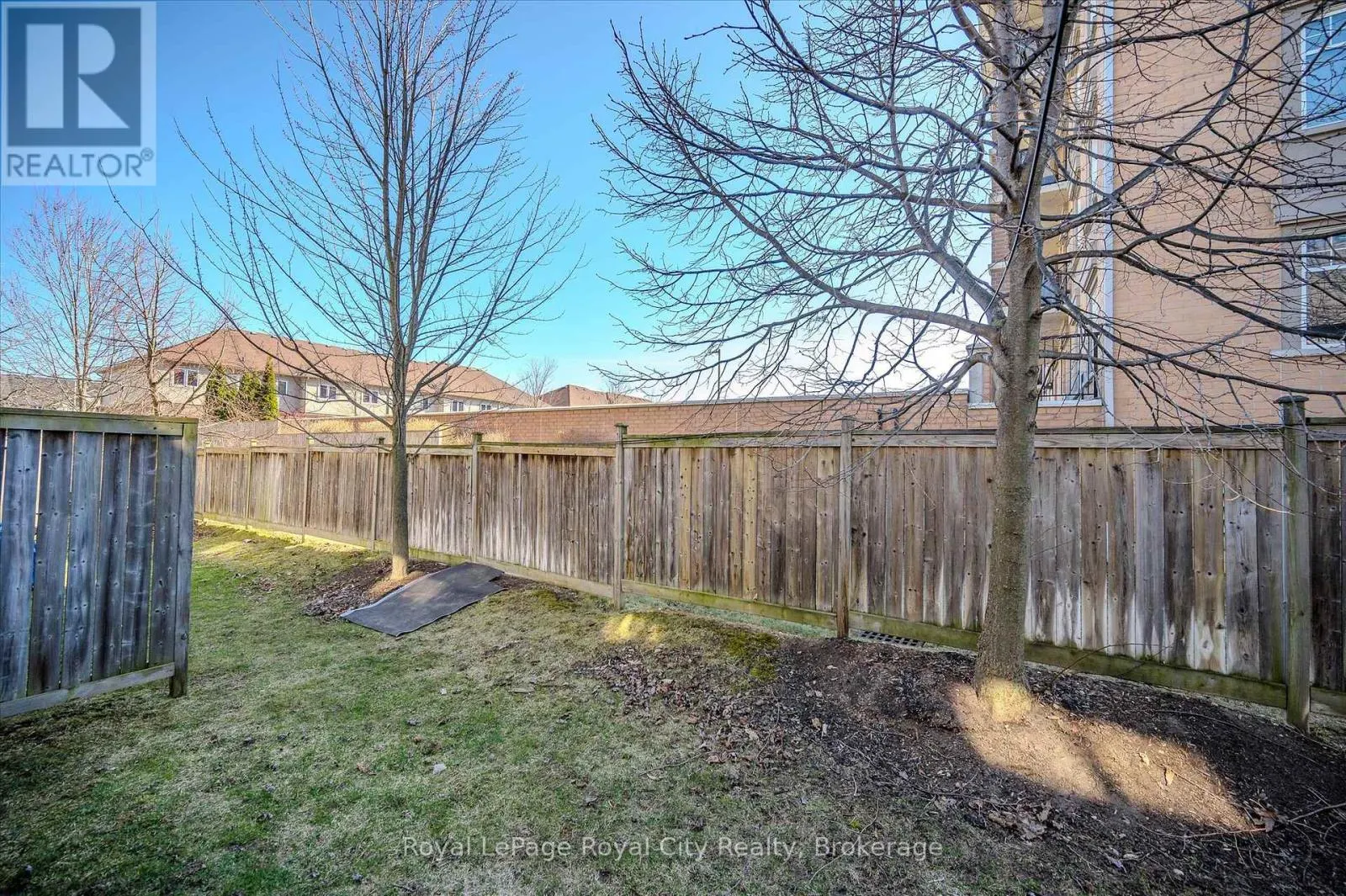 4 - 361 ARKELL ROAD, #4