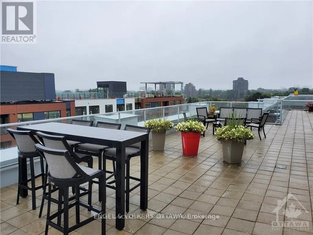 303 - 60 SPRINGHURST AVENUE