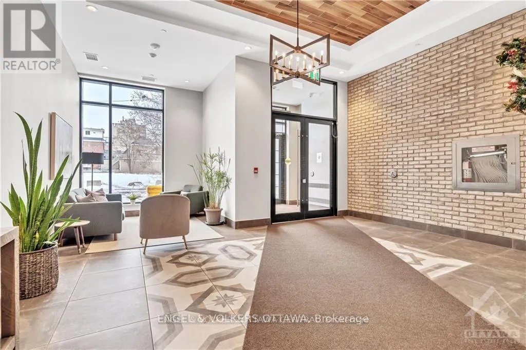 303 - 60 SPRINGHURST AVENUE