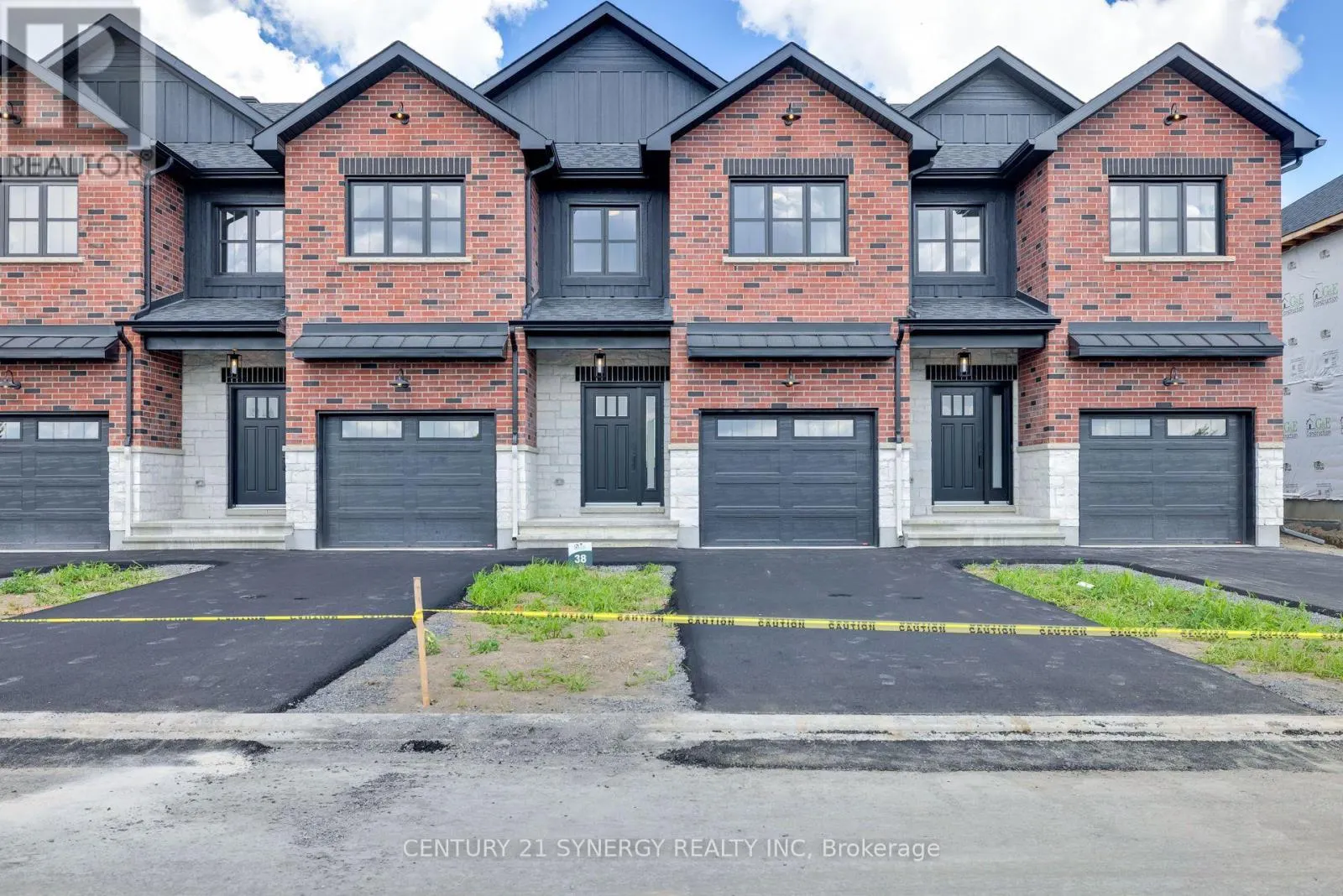 15 HELEN STREET