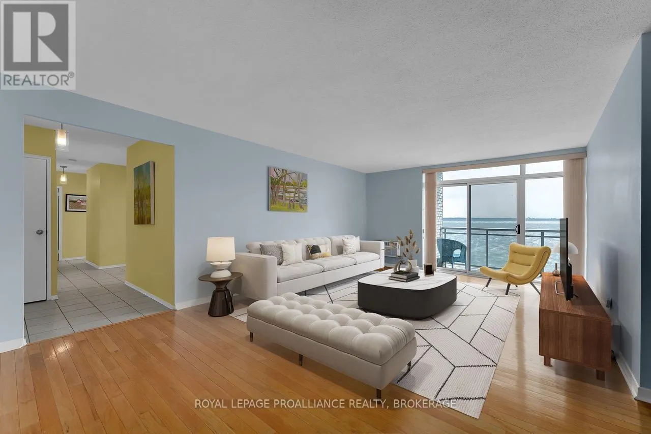 604 - 1 MOWAT AVENUE, #604