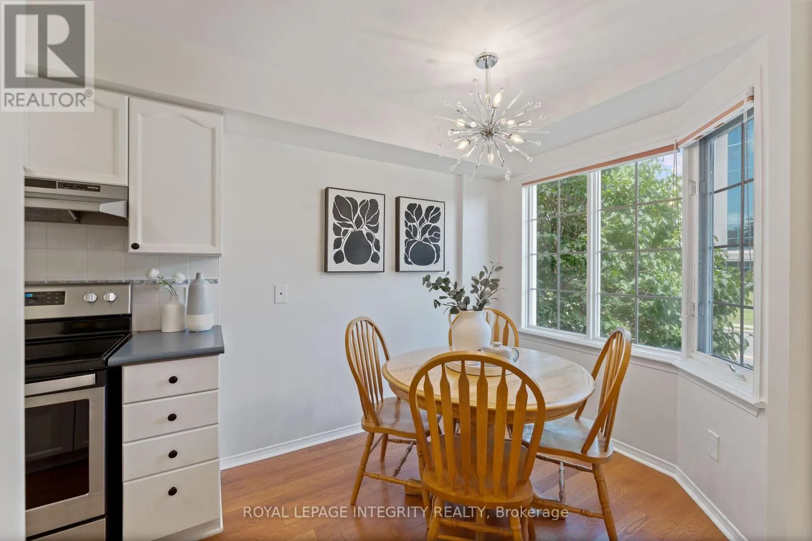 E - 108 CENTREPOINTE DRIVE