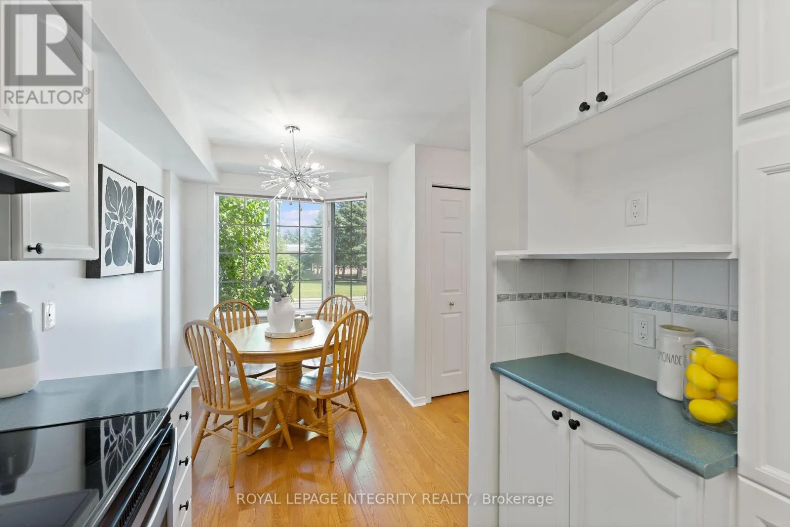 E - 108 CENTREPOINTE DRIVE
