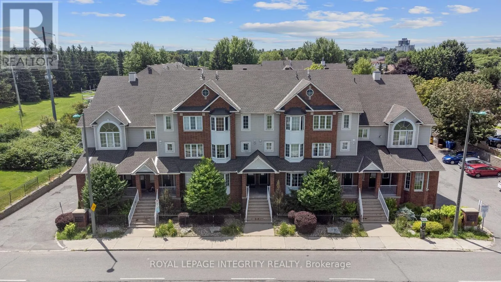 E - 108 CENTREPOINTE DRIVE