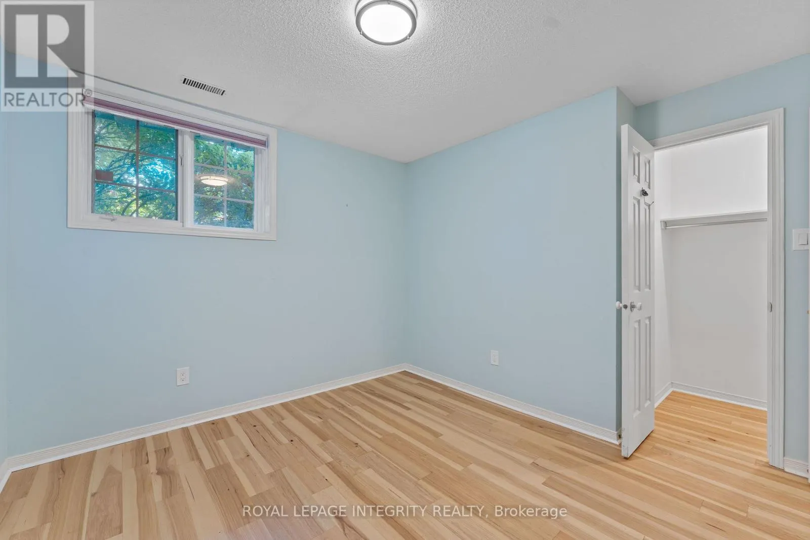 E - 108 CENTREPOINTE DRIVE