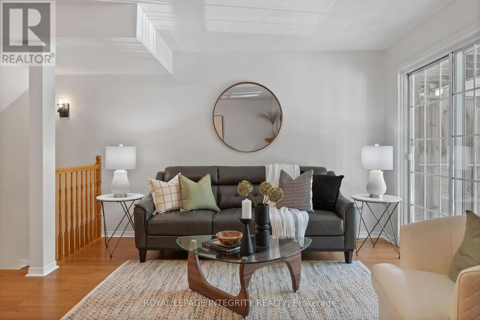 E - 108 CENTREPOINTE DRIVE