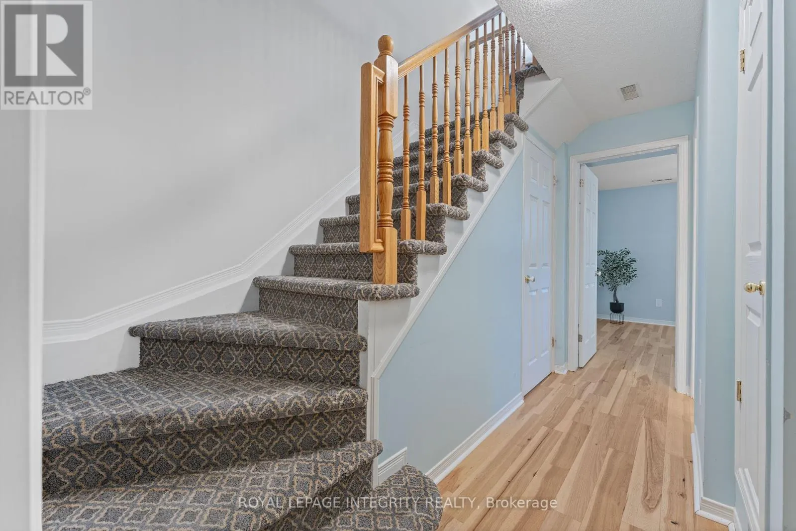 E - 108 CENTREPOINTE DRIVE