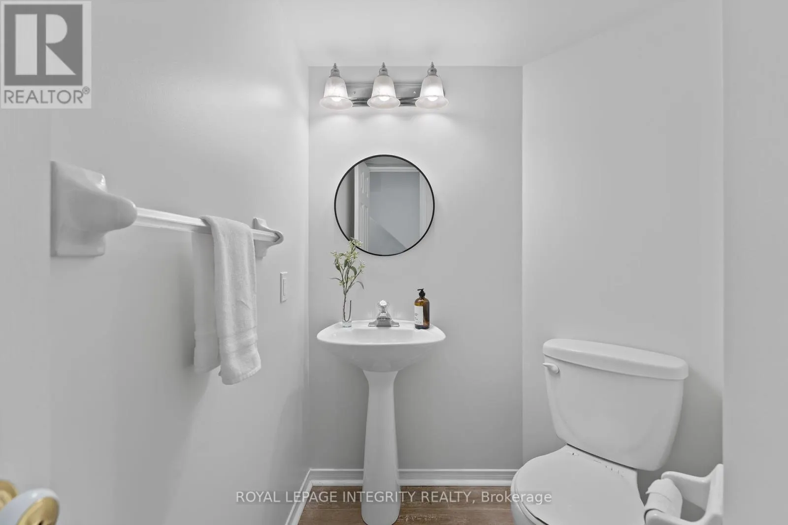E - 108 CENTREPOINTE DRIVE