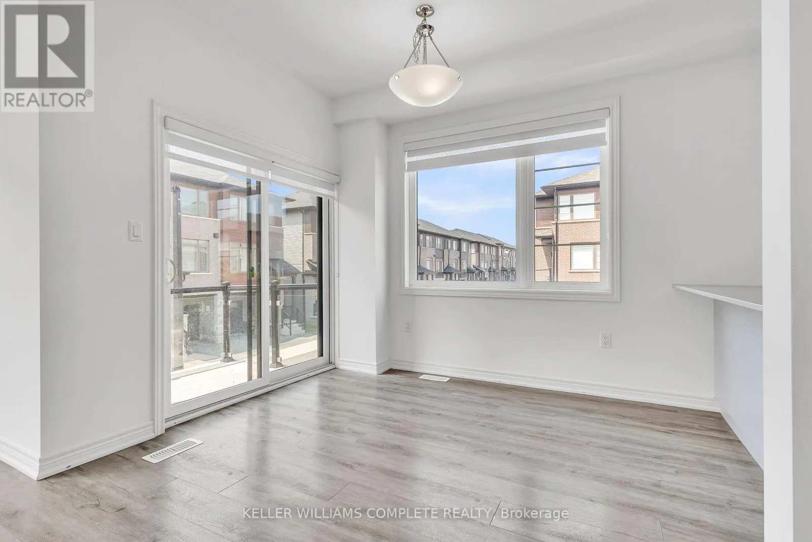 72 - 575 WOODWARD AVENUE