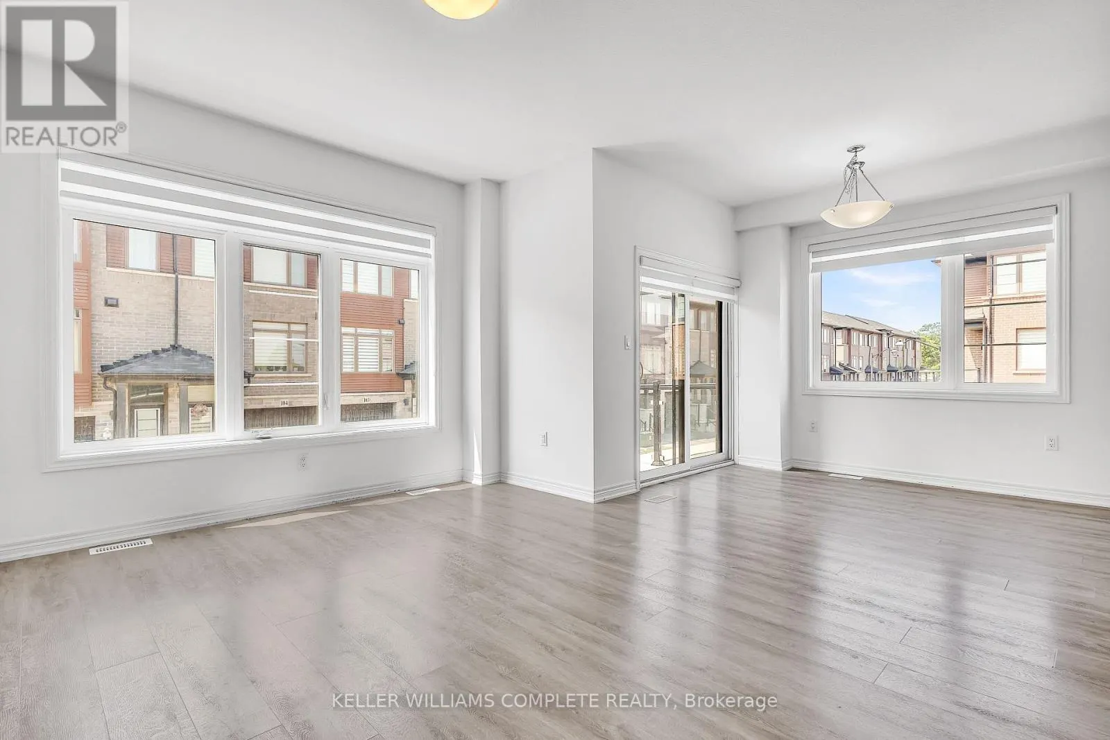 72 - 575 WOODWARD AVENUE
