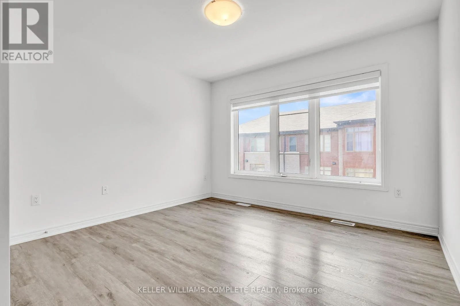 72 - 575 WOODWARD AVENUE