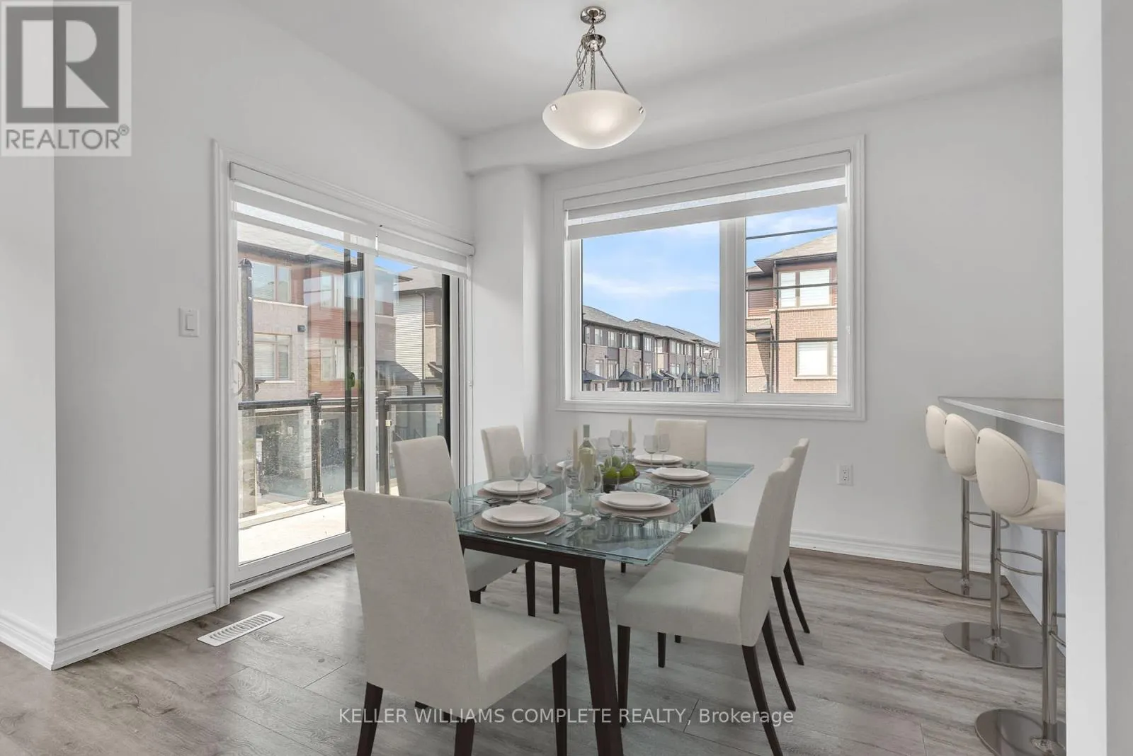 72 - 575 WOODWARD AVENUE