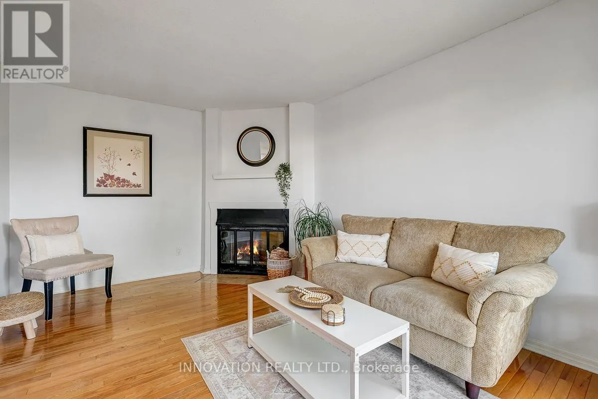 1645 DU SOMMET PLACE