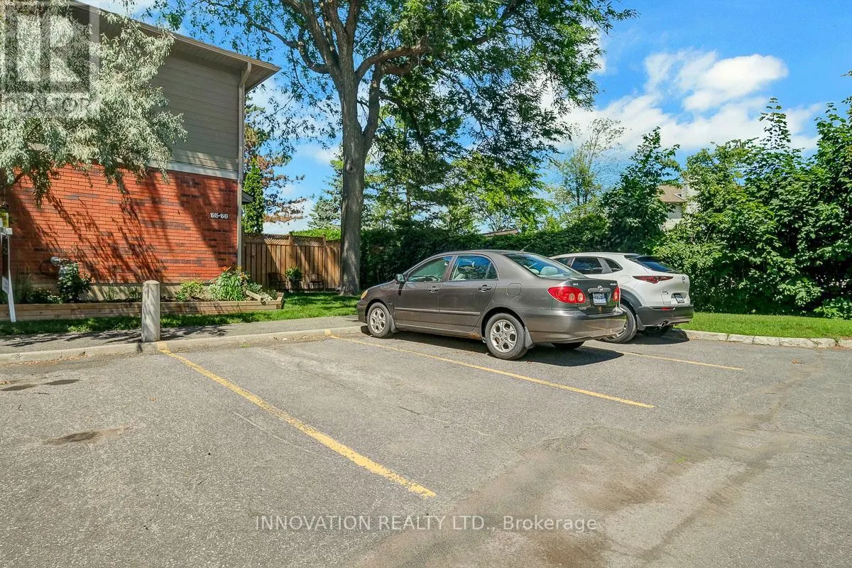 1645 DU SOMMET PLACE