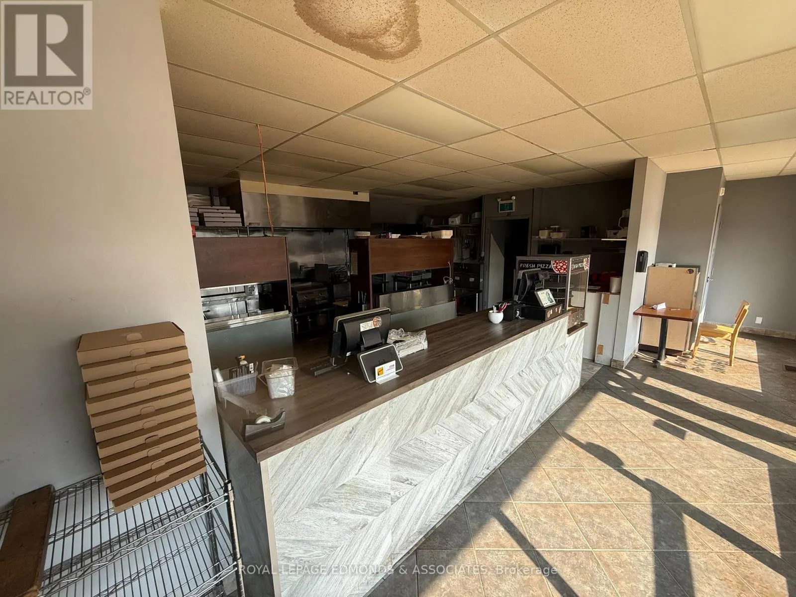 3515 PETAWAWA BOULEVARD
