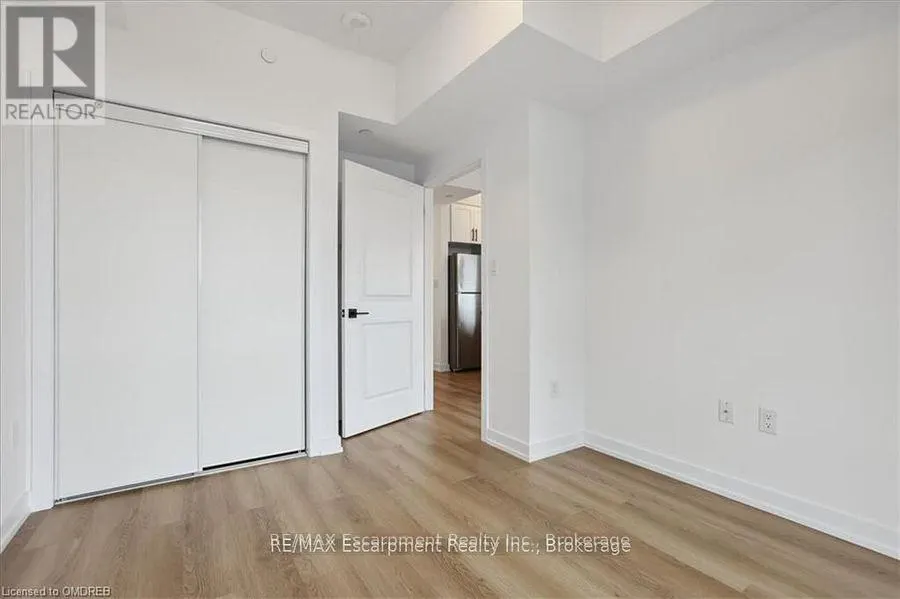 423 - 470 DUNDAS STREET E, #423