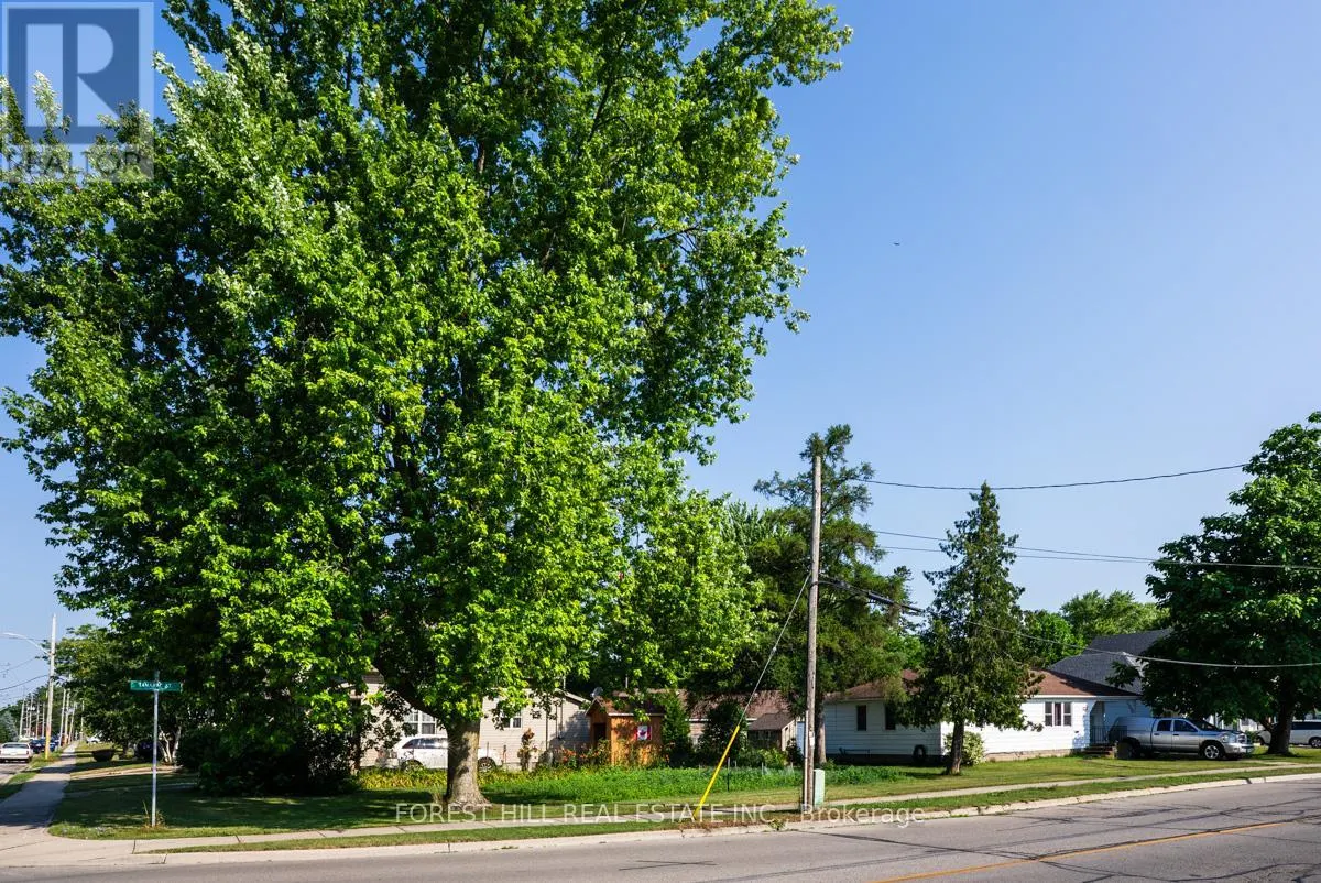 610 TAMARAC STREET