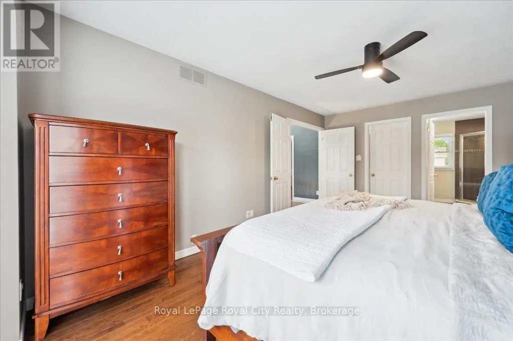 9 KORTRIGHT ROAD E