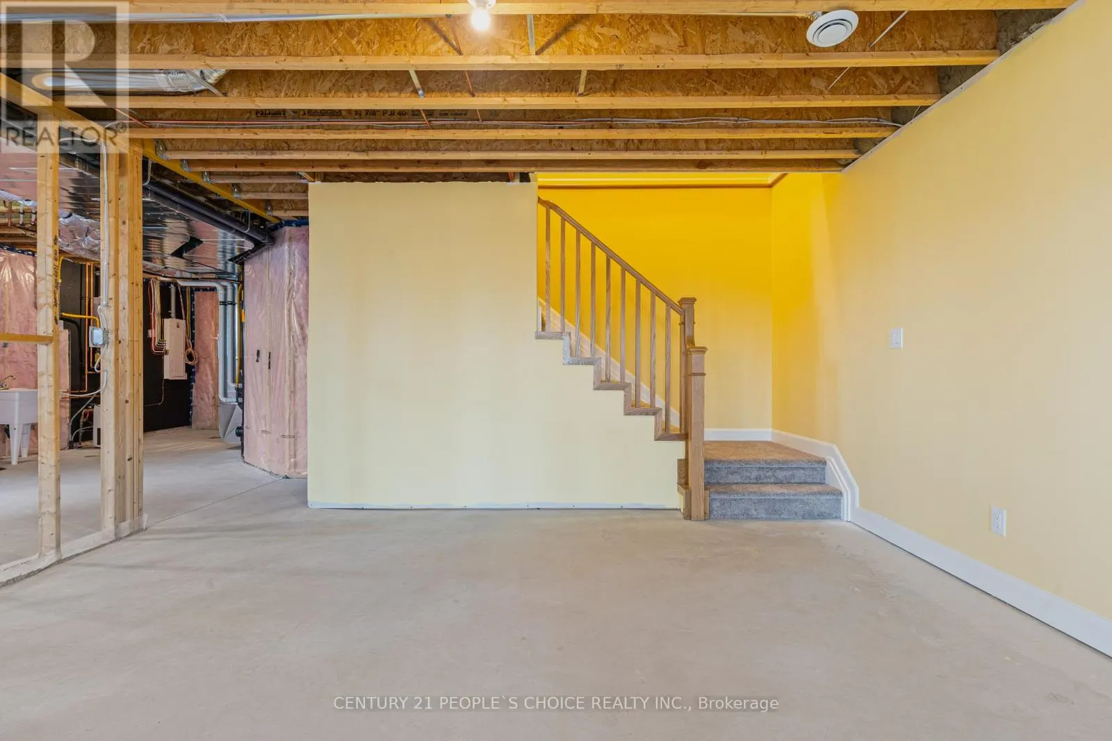 3947 MITCHELL CRESCENT