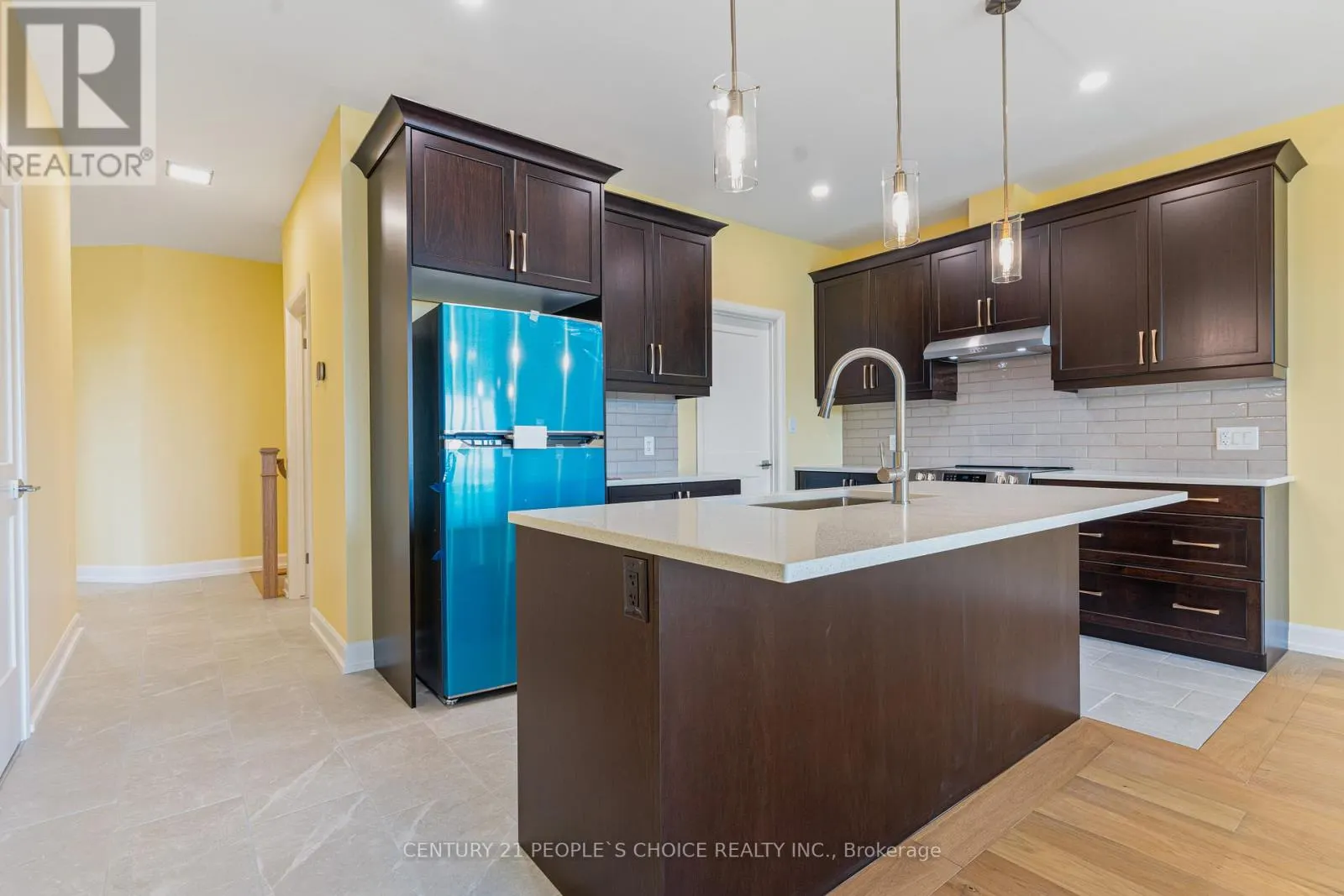 3947 MITCHELL CRESCENT