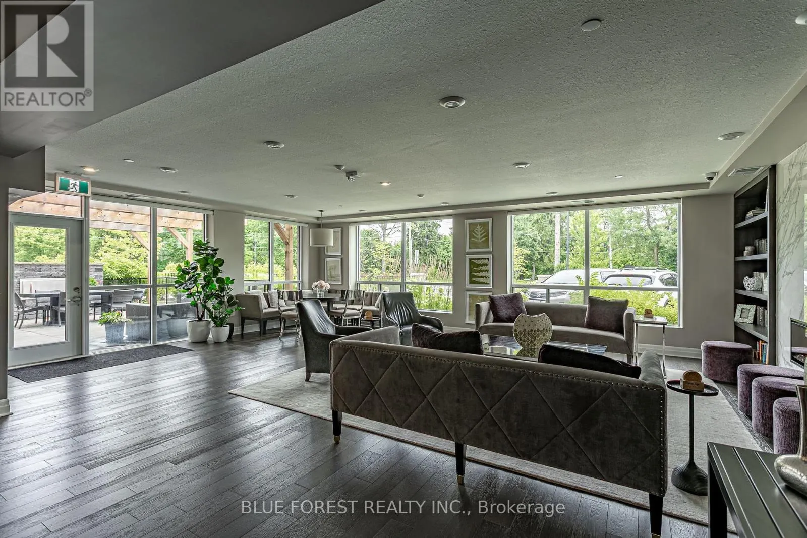406 - 1200 COMMISSIONERS ROAD W, #406