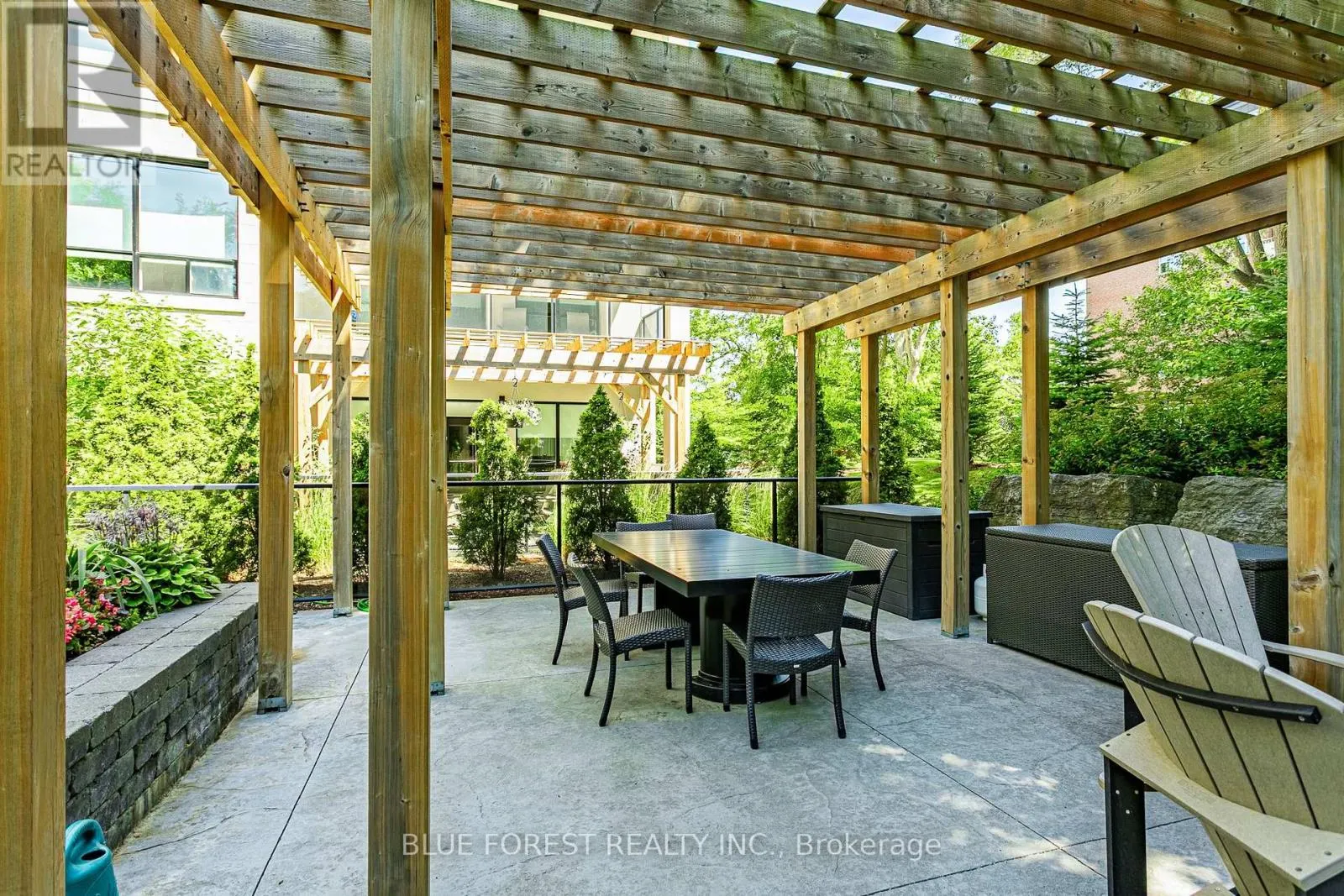 406 - 1200 COMMISSIONERS ROAD W, #406