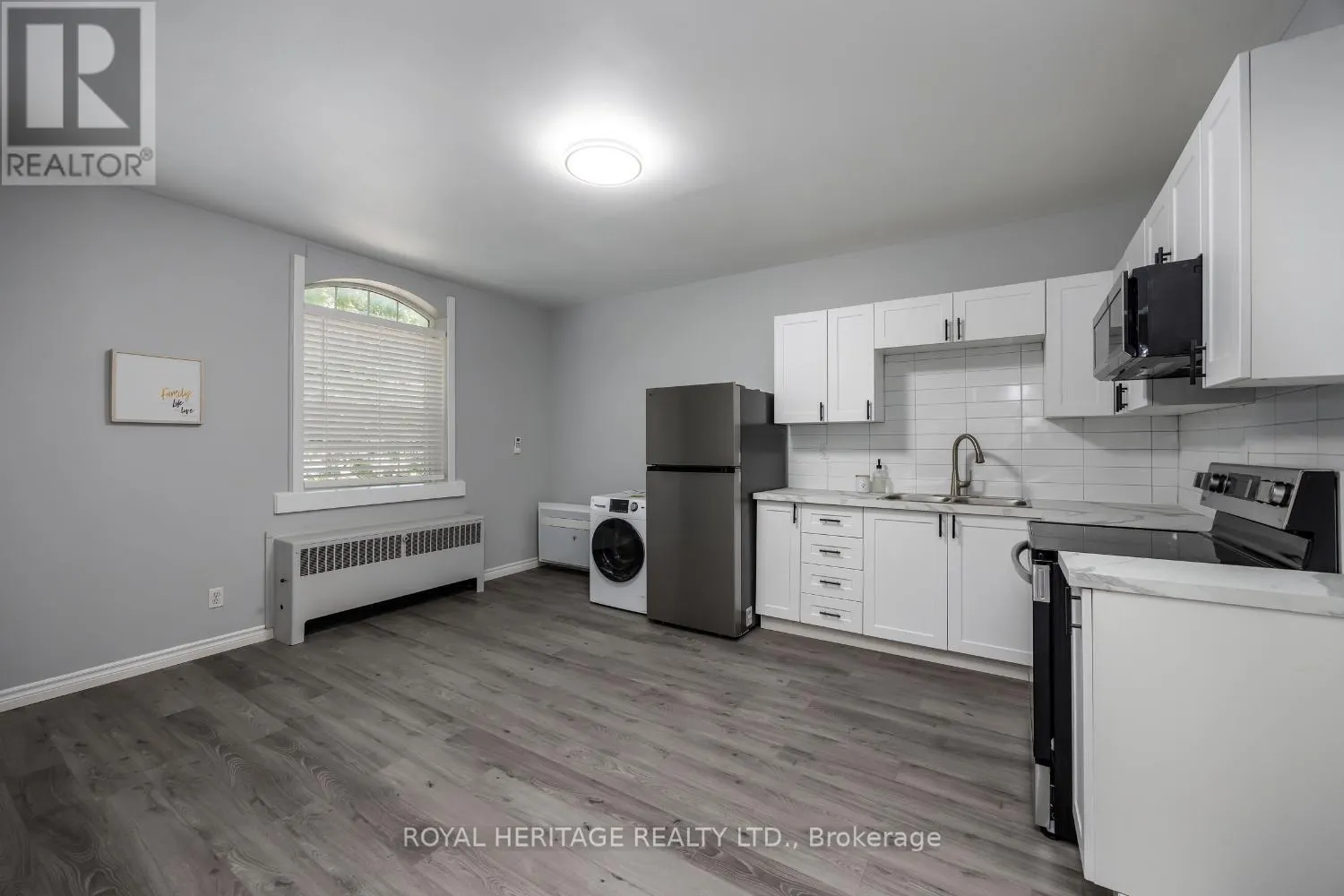 1 - 264 DIVISION STREET, #1
