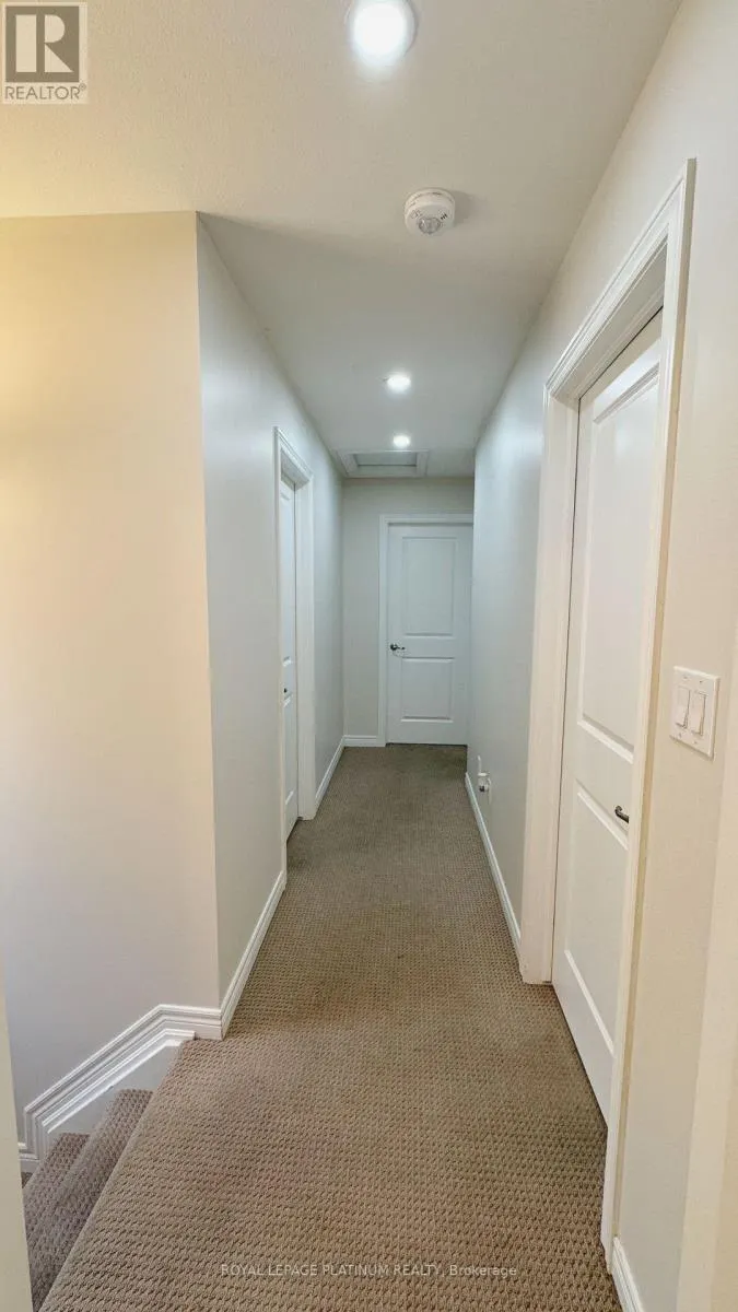 32 SUNFLOWER PLACE