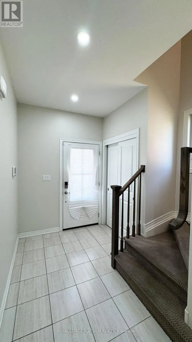 32 SUNFLOWER PLACE