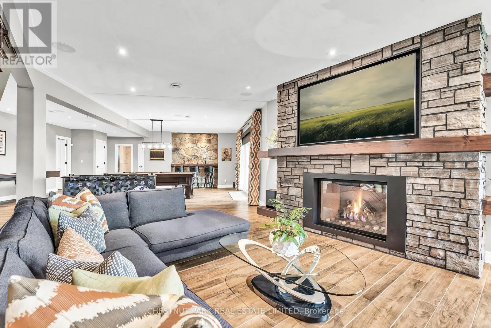 46 ANITA DRIVE