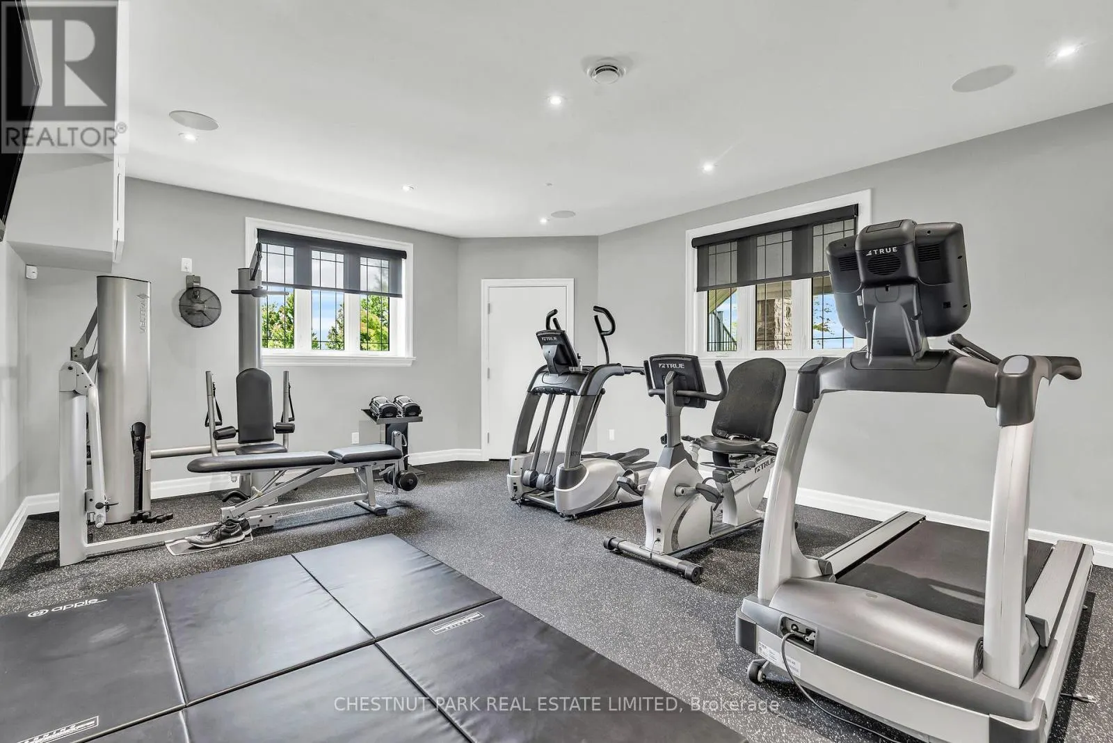 46 ANITA DRIVE