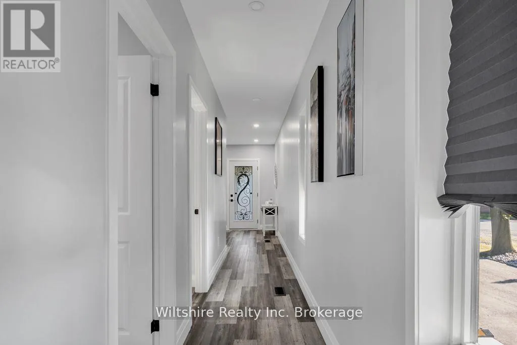 3 MARY STREET E