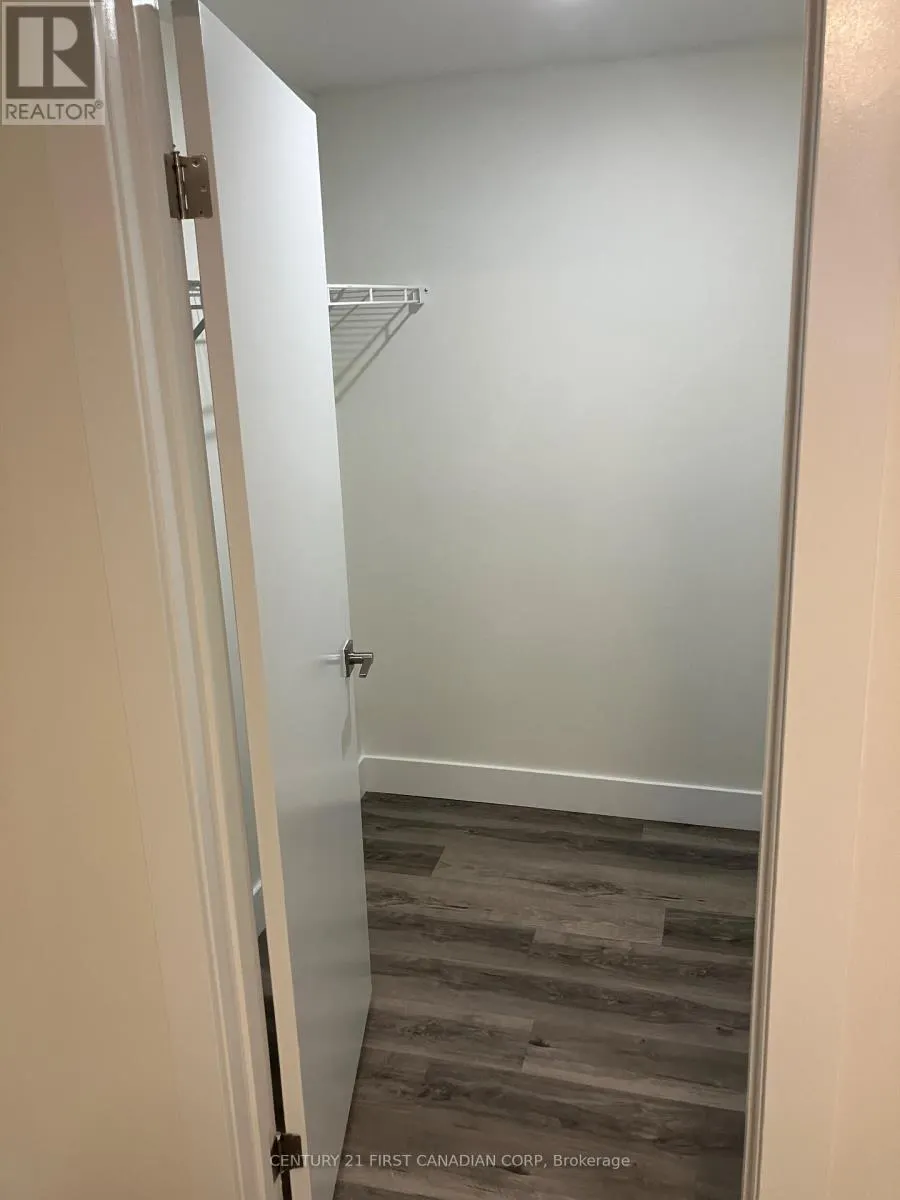 36 - 105 ANDOVER DRIVE, #36
