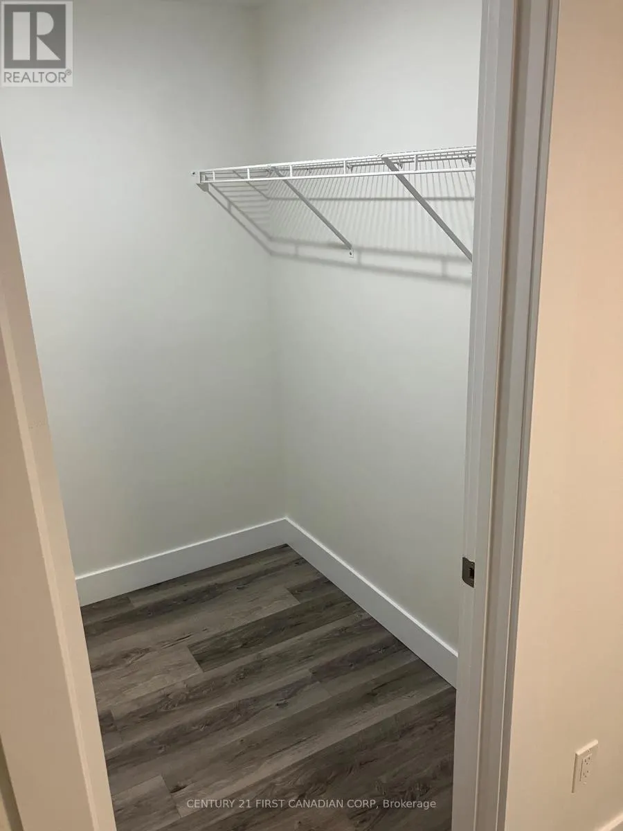 36 - 105 ANDOVER DRIVE, #36