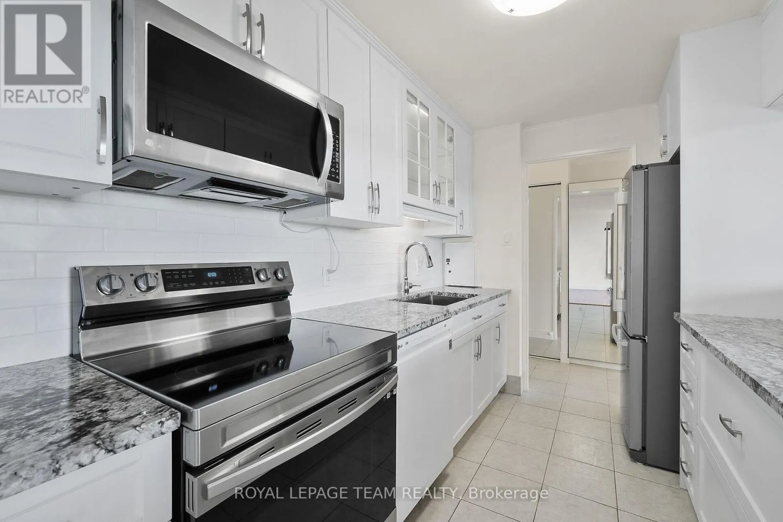 1103 - 1025 RICHMOND ROAD