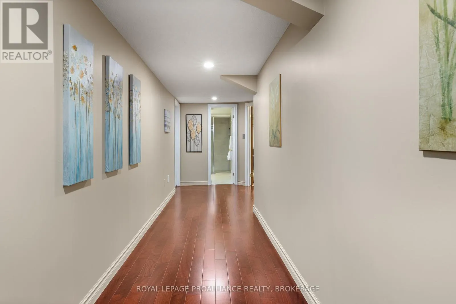 15 FOREST DRIVE