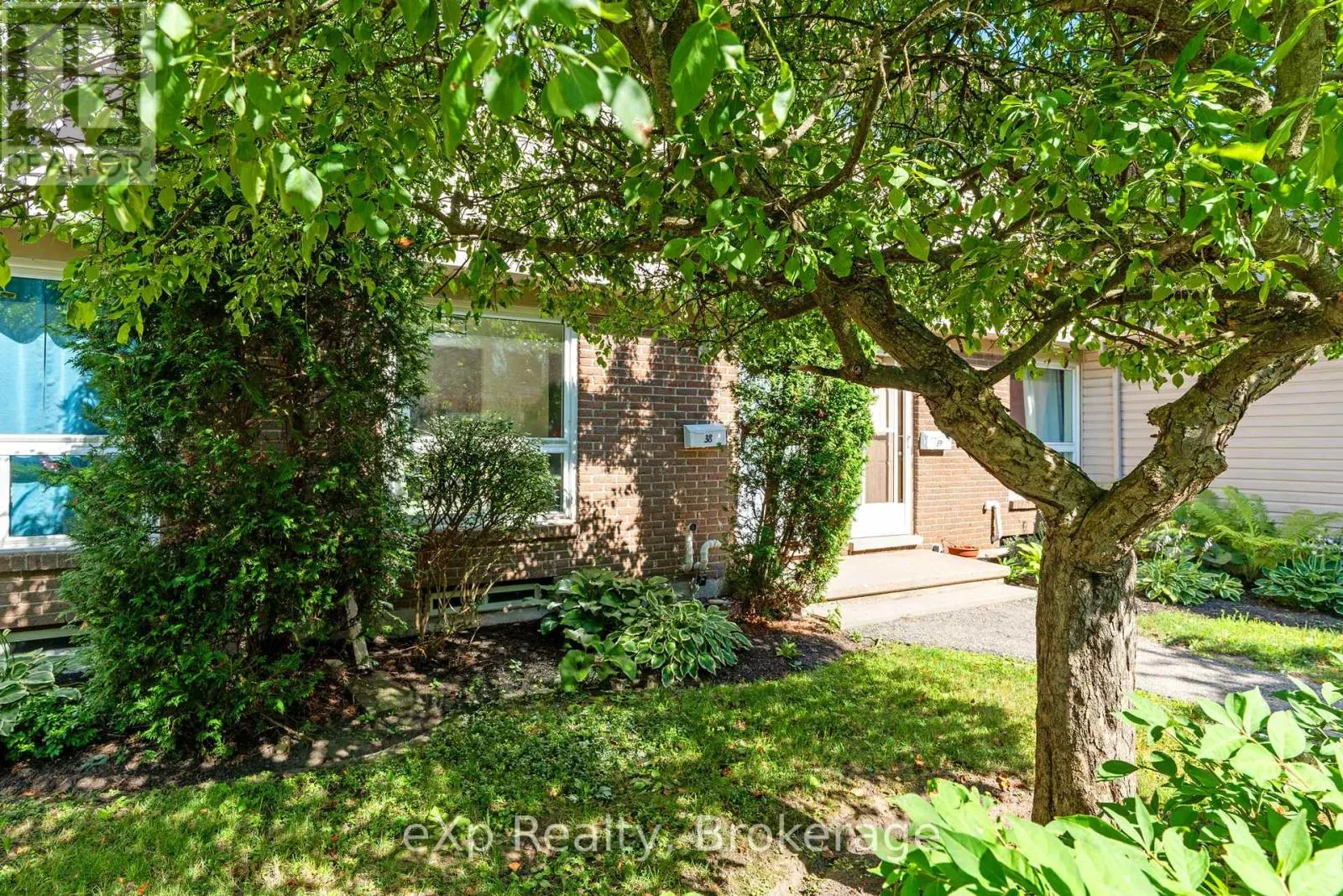 38 - 88 AVONWOOD DRIVE, #38