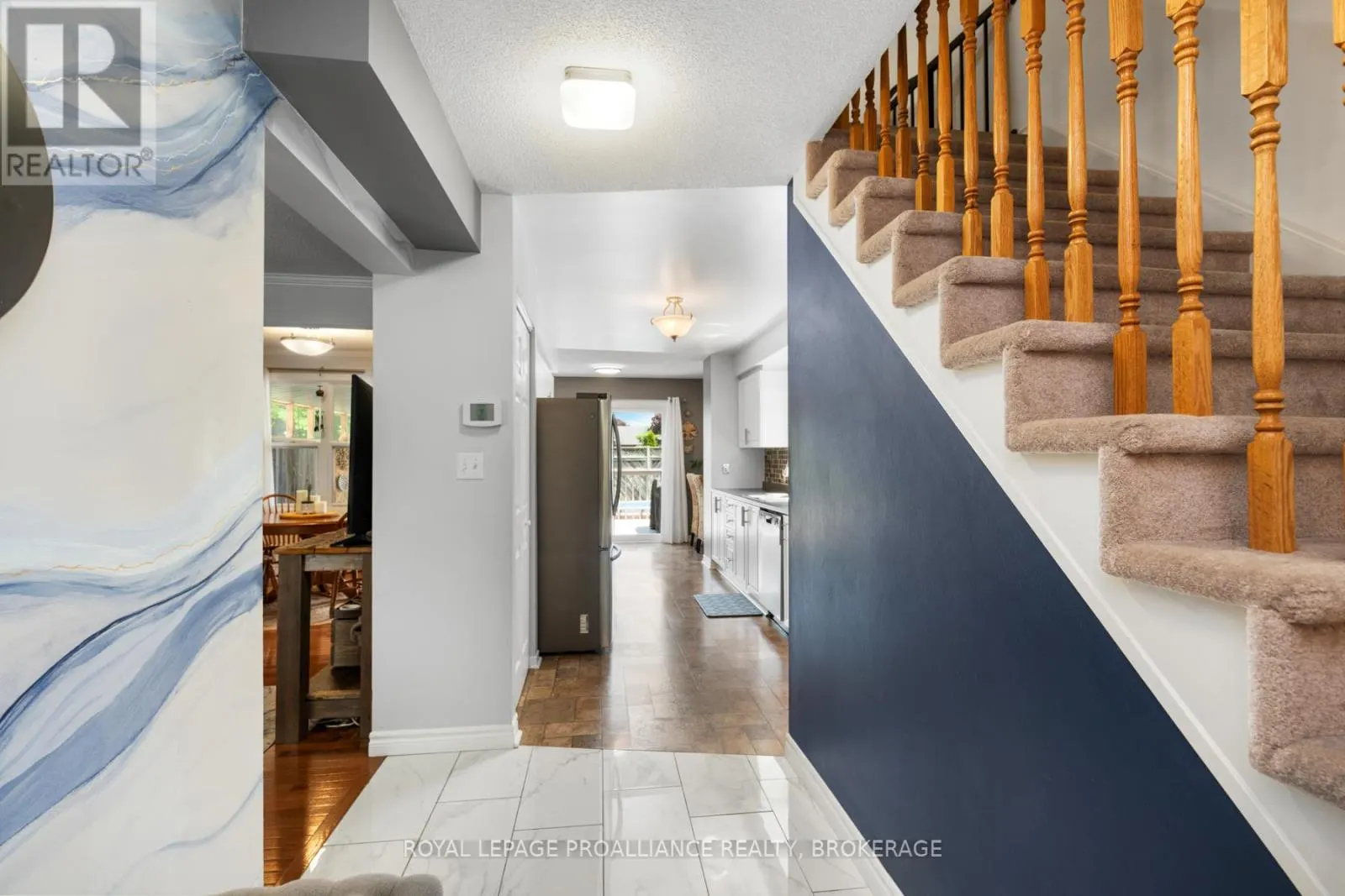 878 WALKER COURT