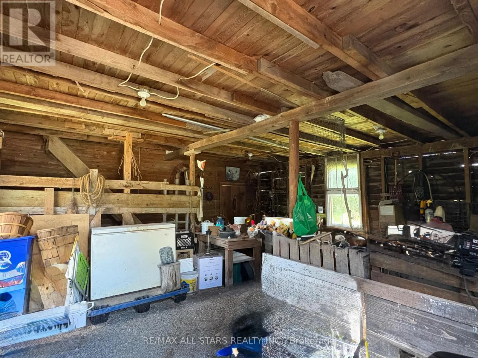 412 COOPER ROAD