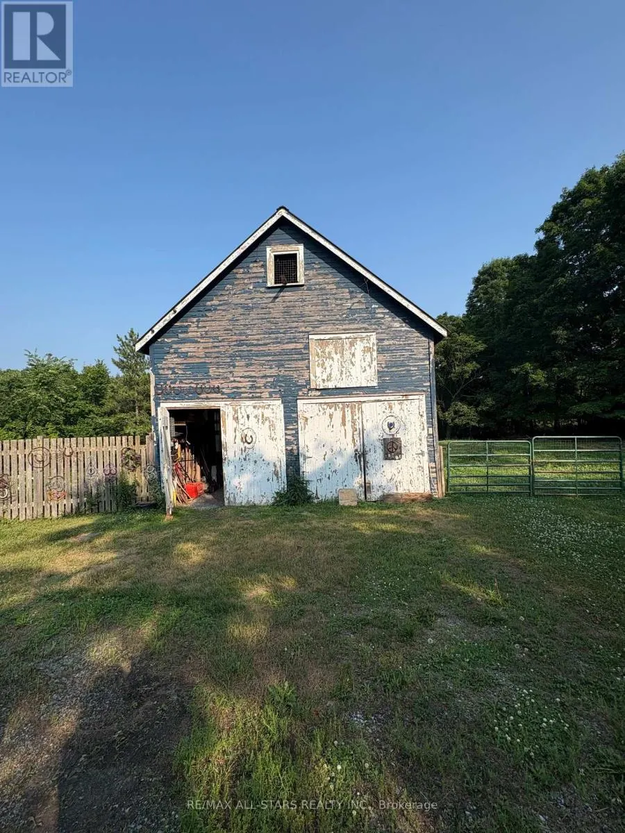 412 COOPER ROAD