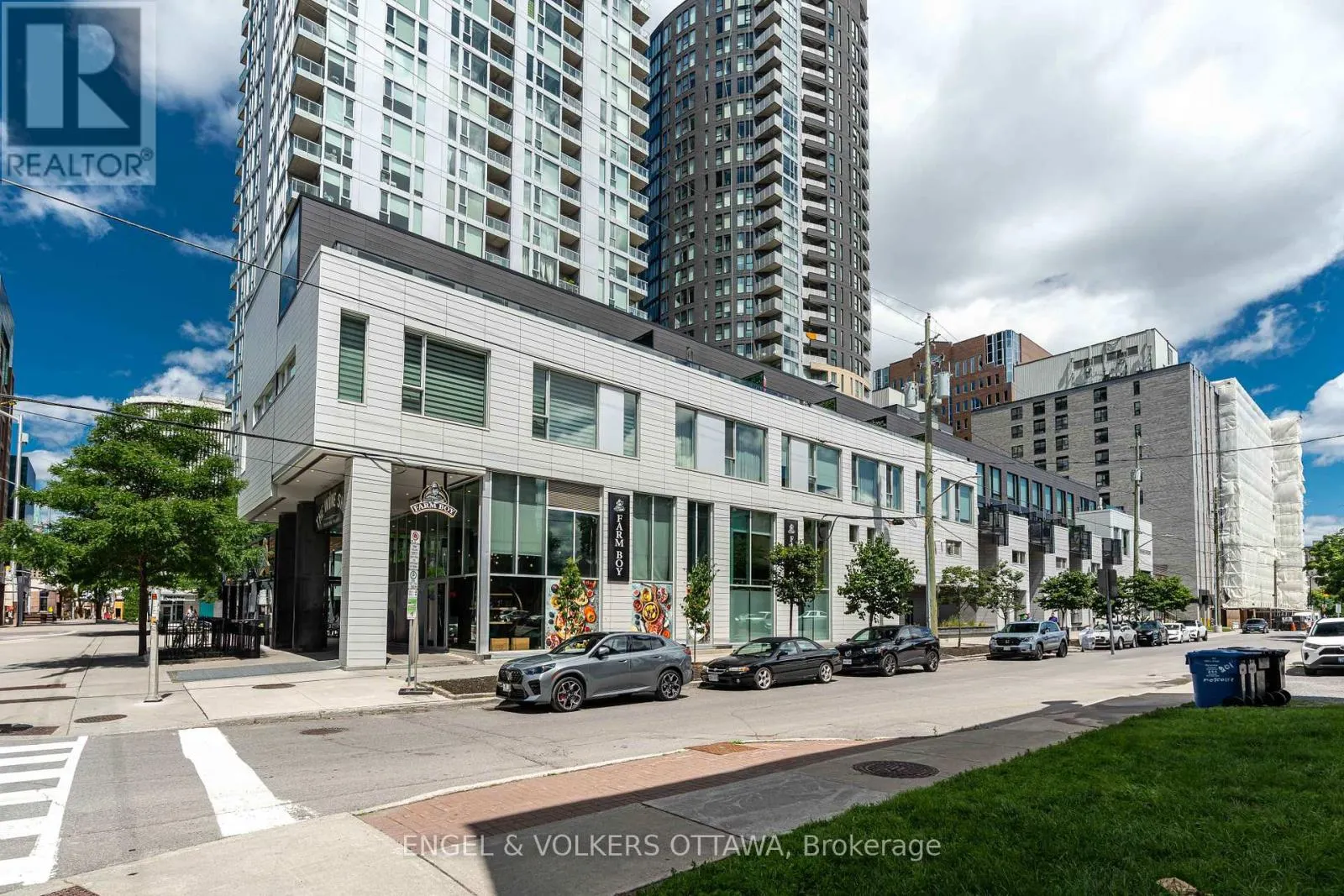218 - 197 LISGAR STREET